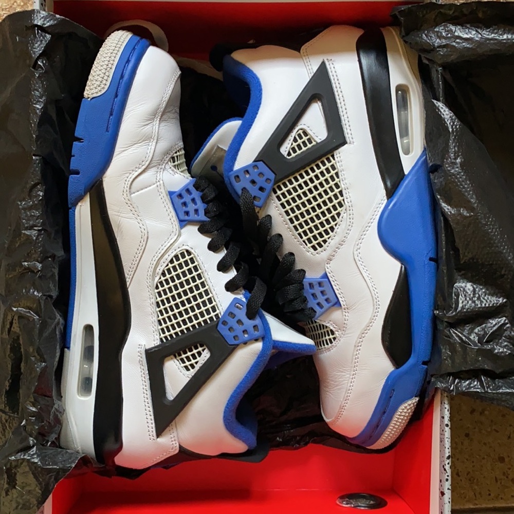 Air Jordan 4 Retro Motorsports - Picture 1 of 16
